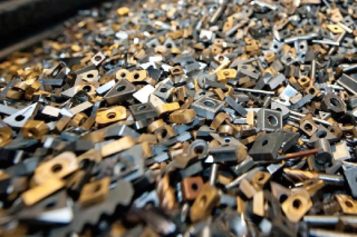 The Green Future of Ferrotungsten – From Environmental Commitments to Material Recycling